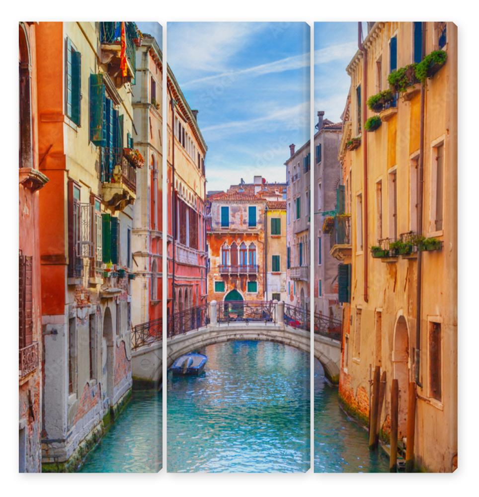 Obraz Tryptyk Canal in Venice, Italy