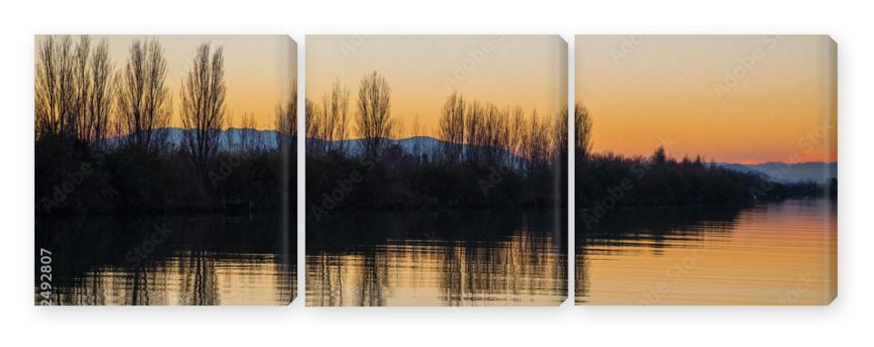Obraz Tryptyk Clear sky Sunset in Ebro river
